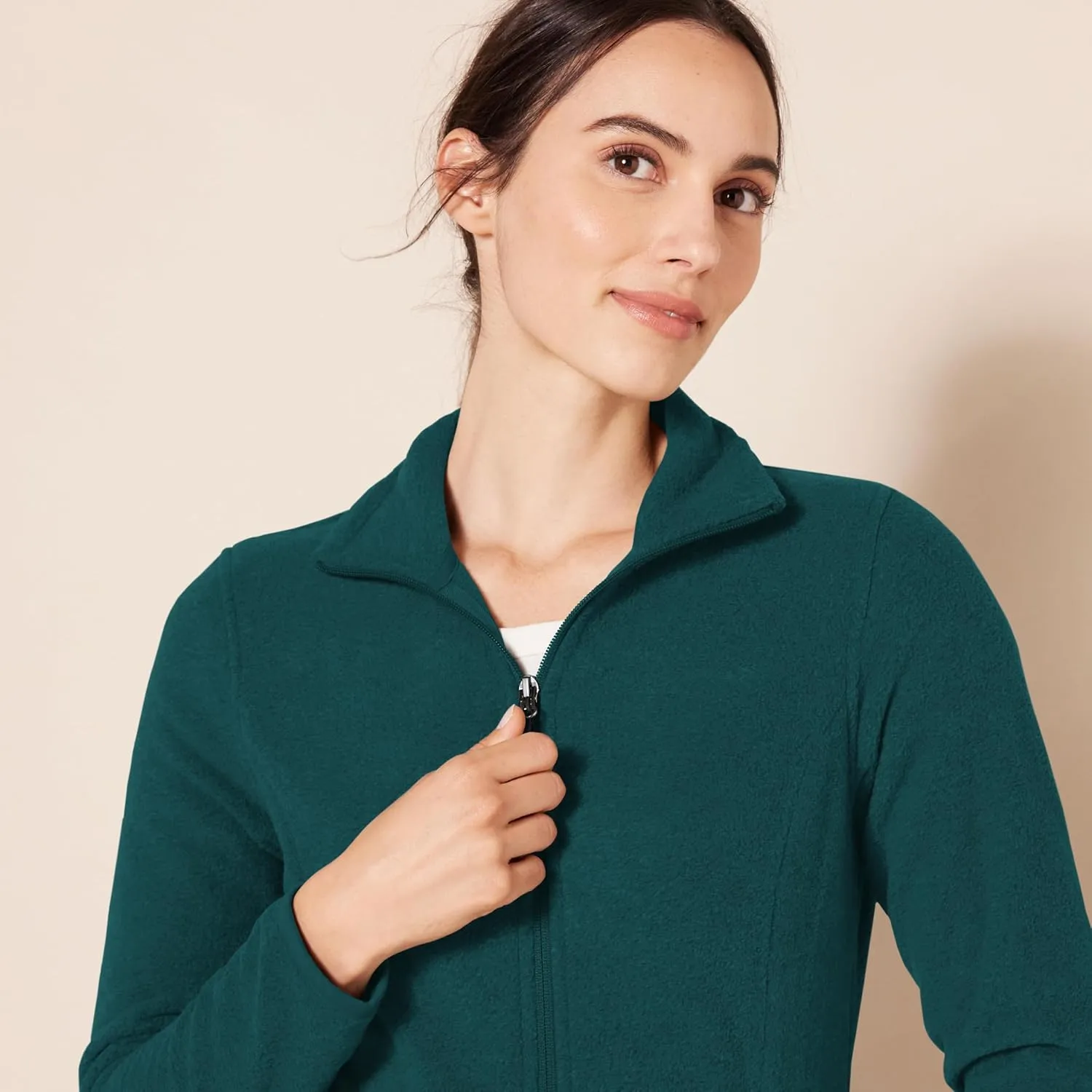 Amazon Essentials Women's Classic-Fit Full-Zip Polar Soft Fleece Jacket (Available in Plus Size)