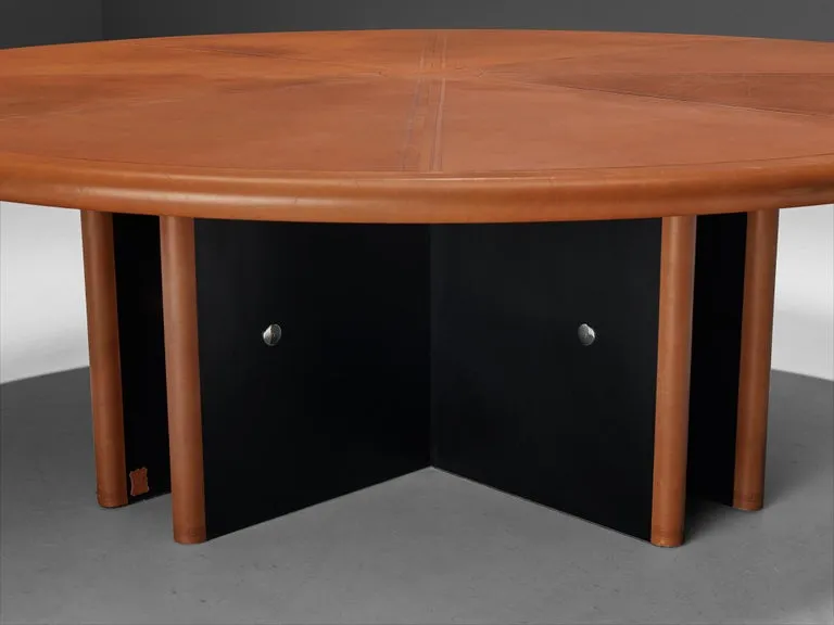 Guido Faleschini for Mariani Round Table in Cognac Leather 8ft